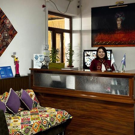 Hotel Besqala Nukus Exterior foto