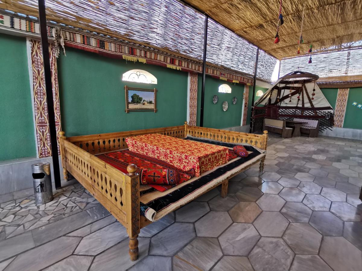 Hotel Besqala Nukus Exterior foto