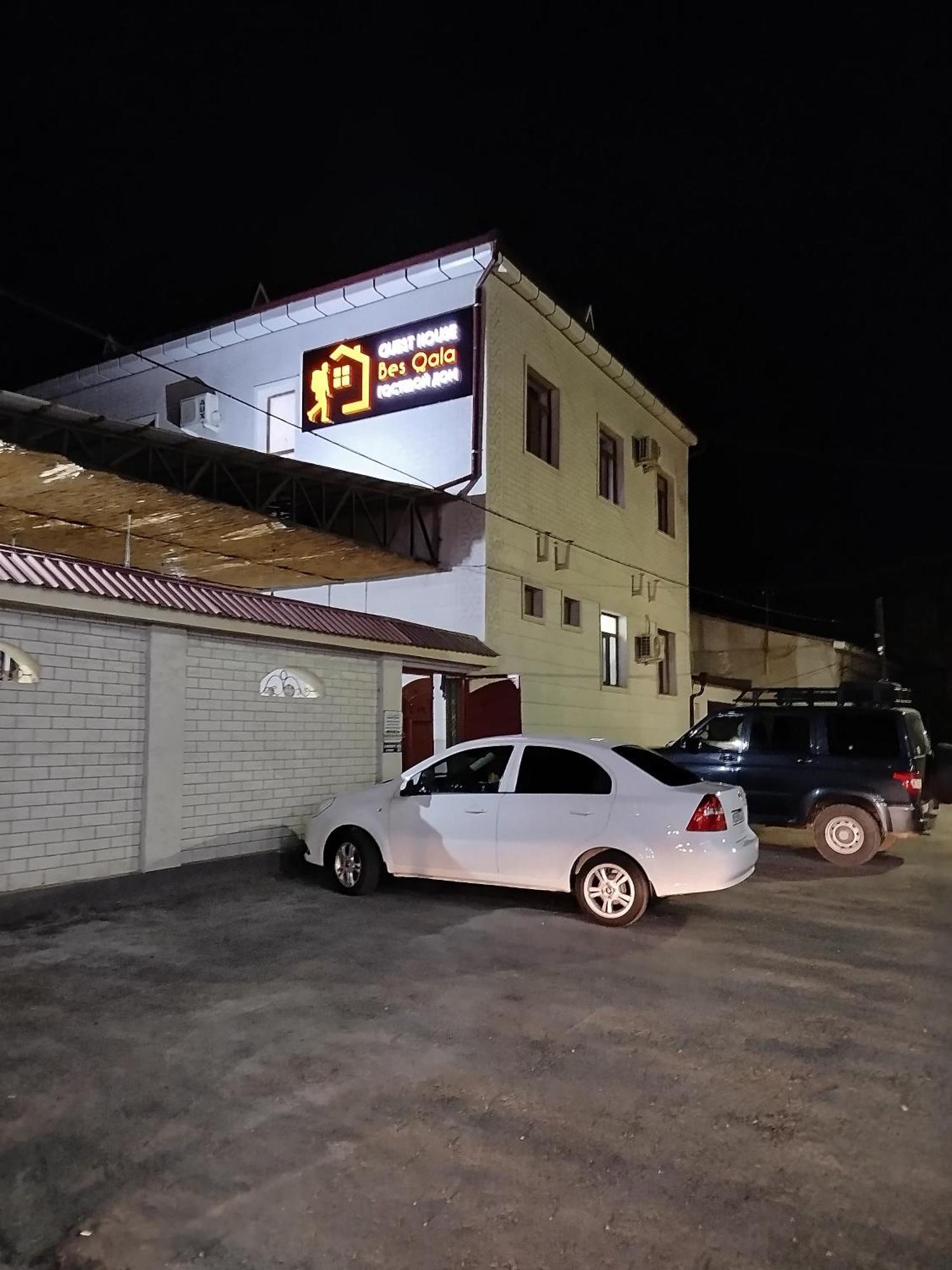 Hotel Besqala Nukus Exterior foto