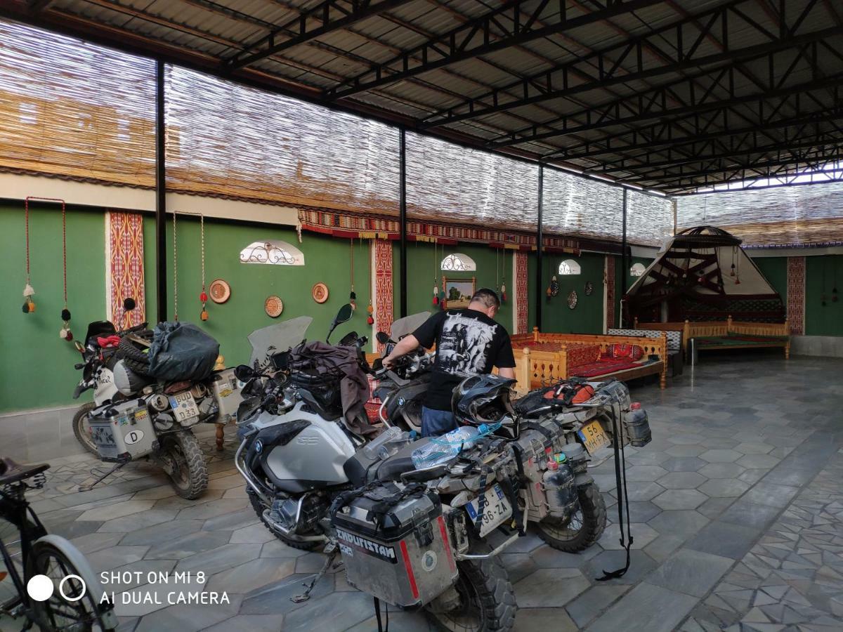 Hotel Besqala Nukus Exterior foto
