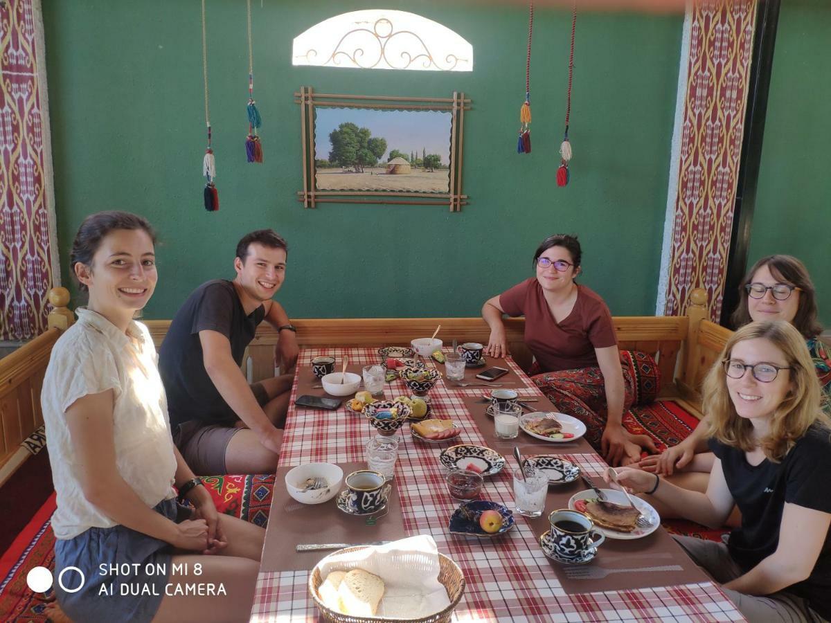 Hotel Besqala Nukus Exterior foto
